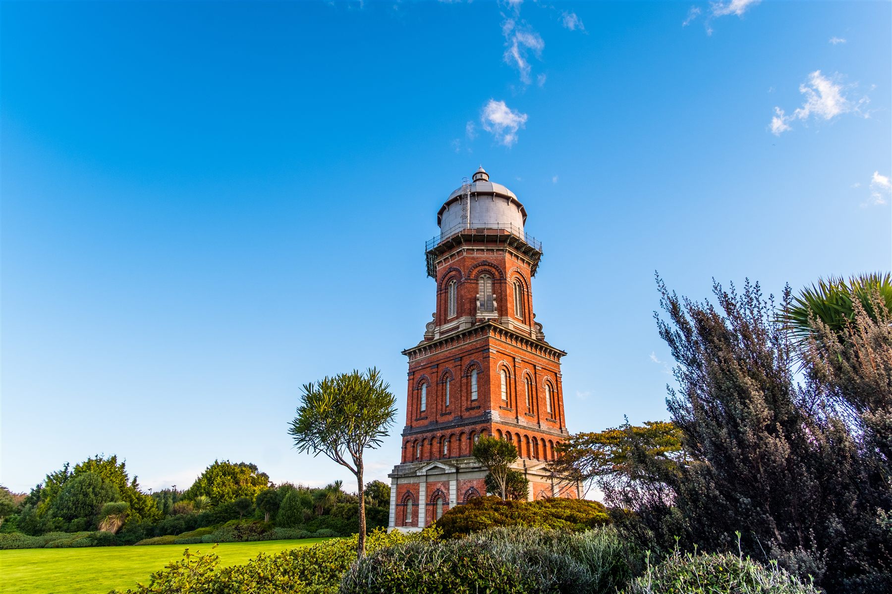 The Invercargill water tower on a clear day