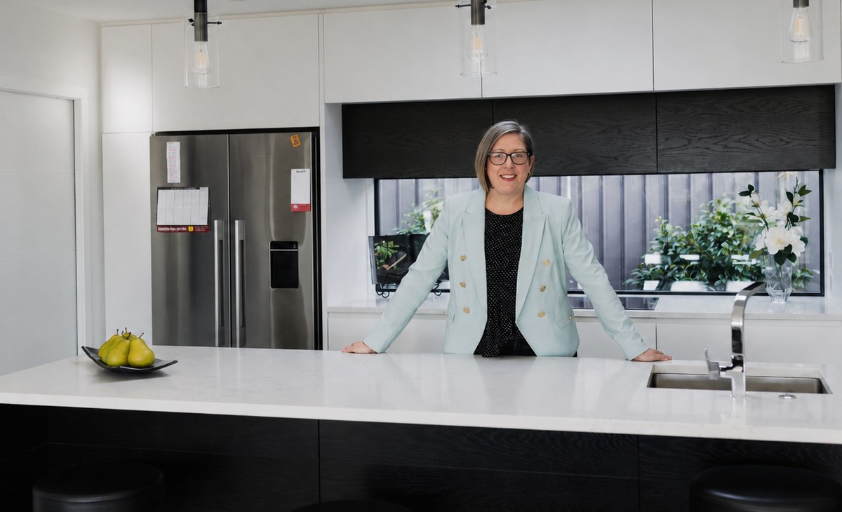 Michelle Findlater in a modern kitchen